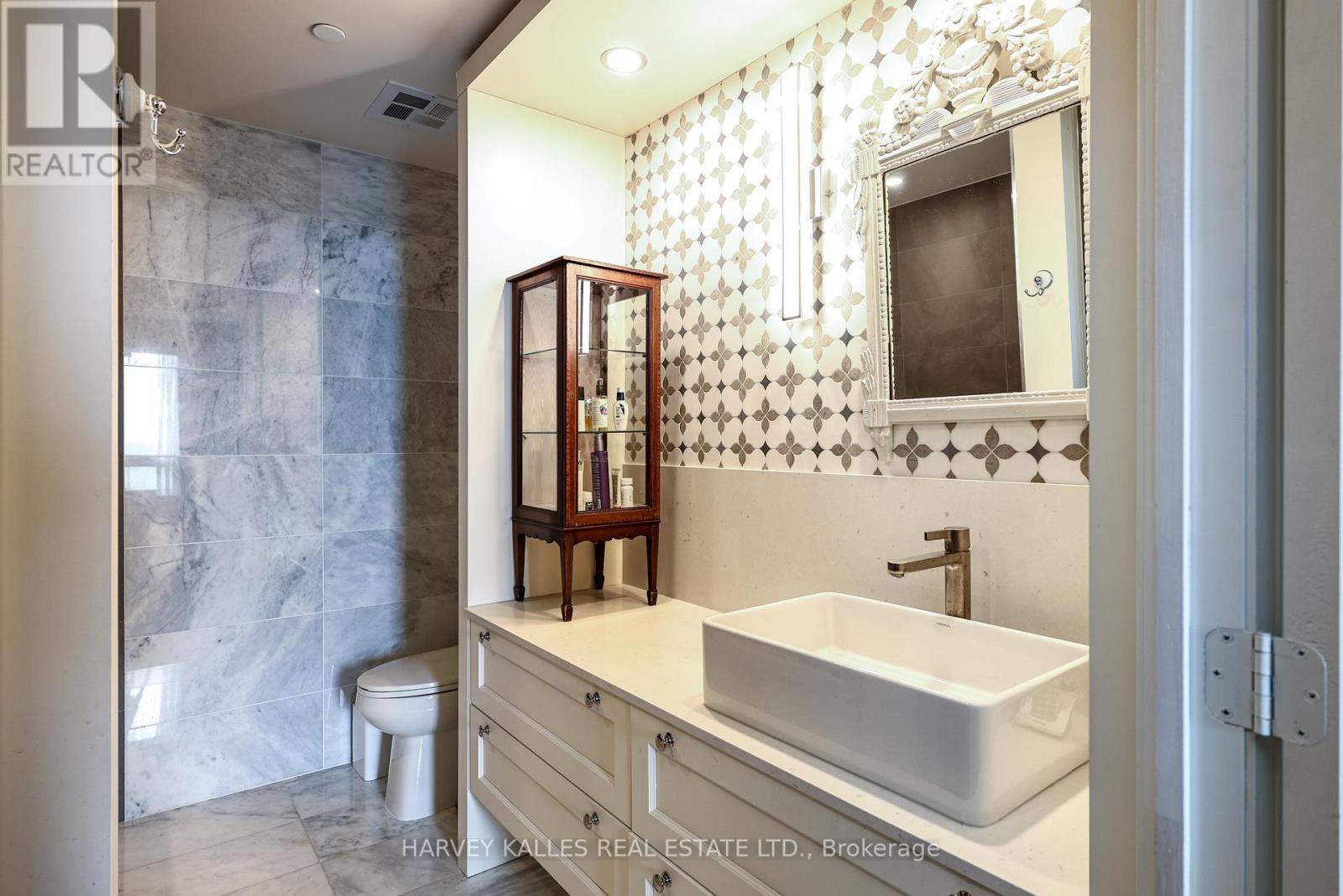 2407 - 101 Erskine Avenue, Toronto, Ontario M4P 0C5 - Photo 22 - C13474286
