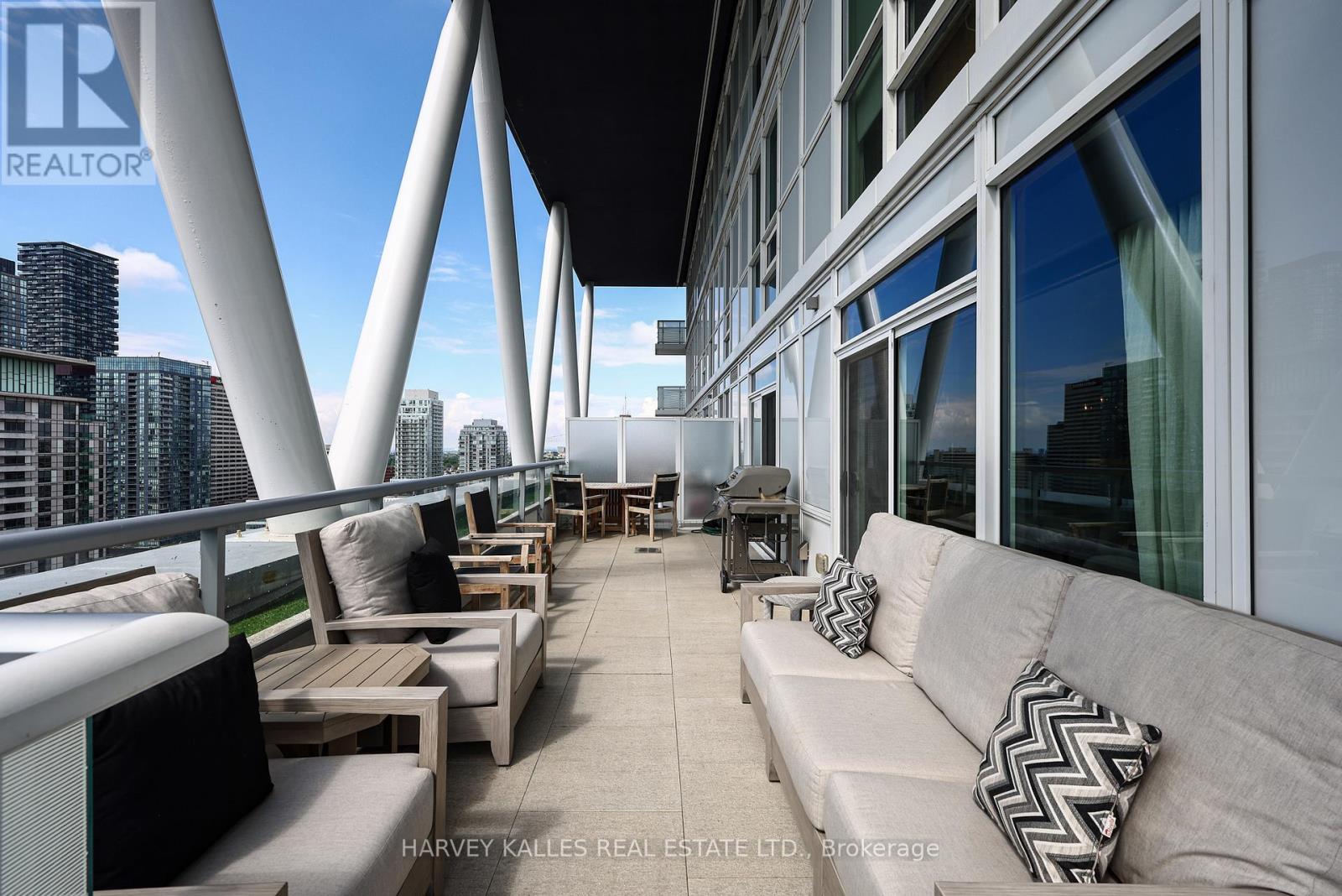 2407 - 101 Erskine Avenue, Toronto, Ontario M4P 0C5 - Photo 37 - C13474286