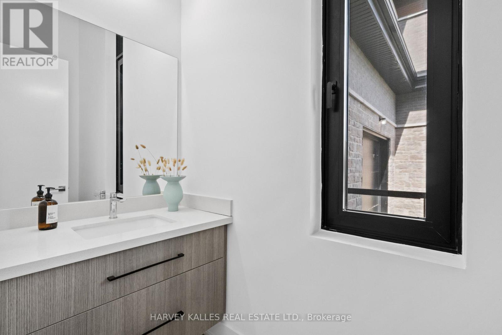 2 Sugarbush Court, Halton Hills, Ontario L7G 4S7 - Photo 25 - W13474164