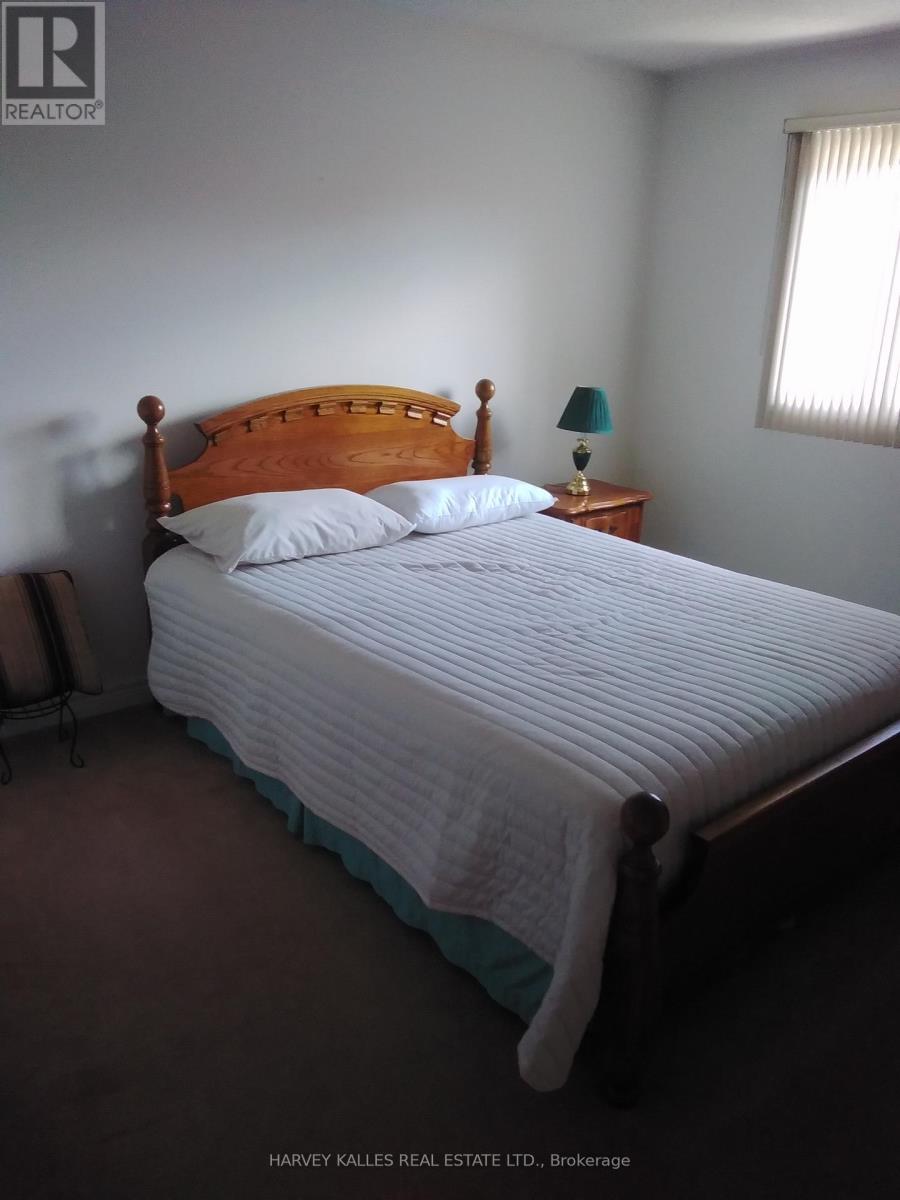 5561 Katy Gate, Mississauga, Ontario  L5M 7M9 - Photo 15 - W13477656