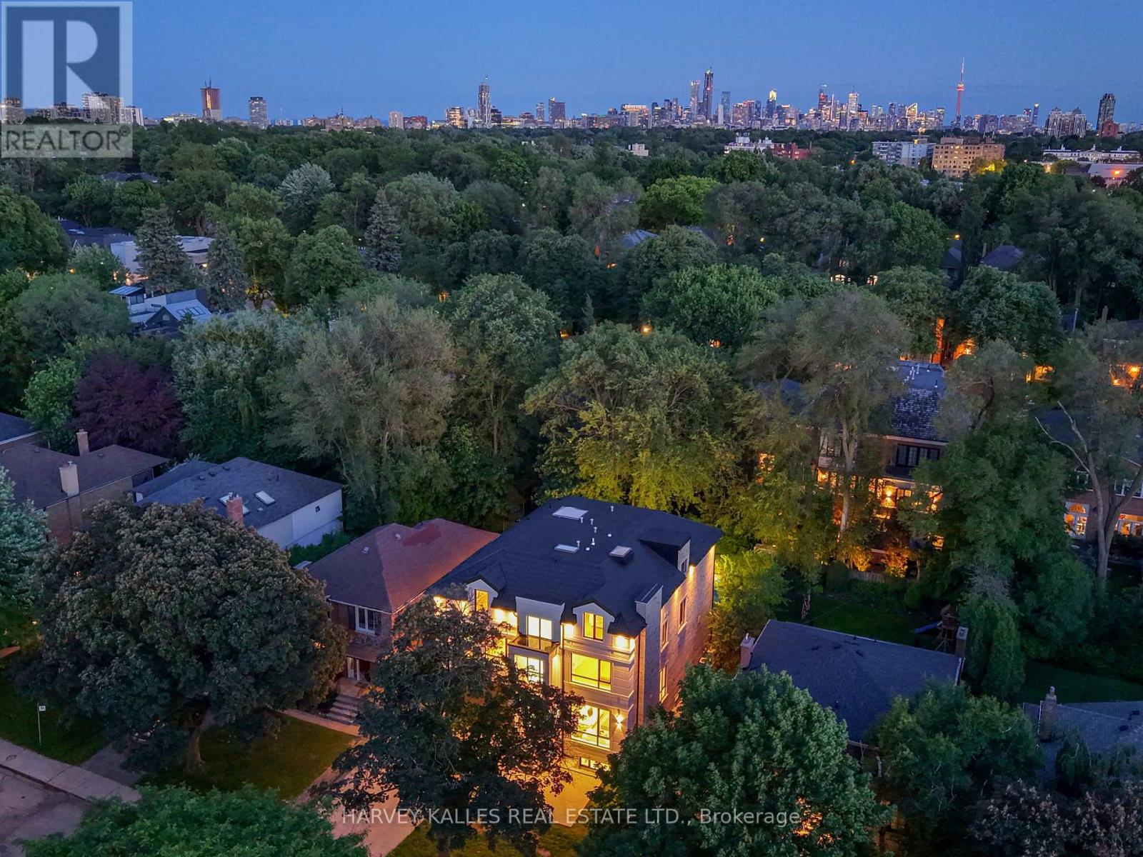 615 Briar Hill Avenue, Toronto, Ontario M5N 1N4 - Photo 2 - C13478402