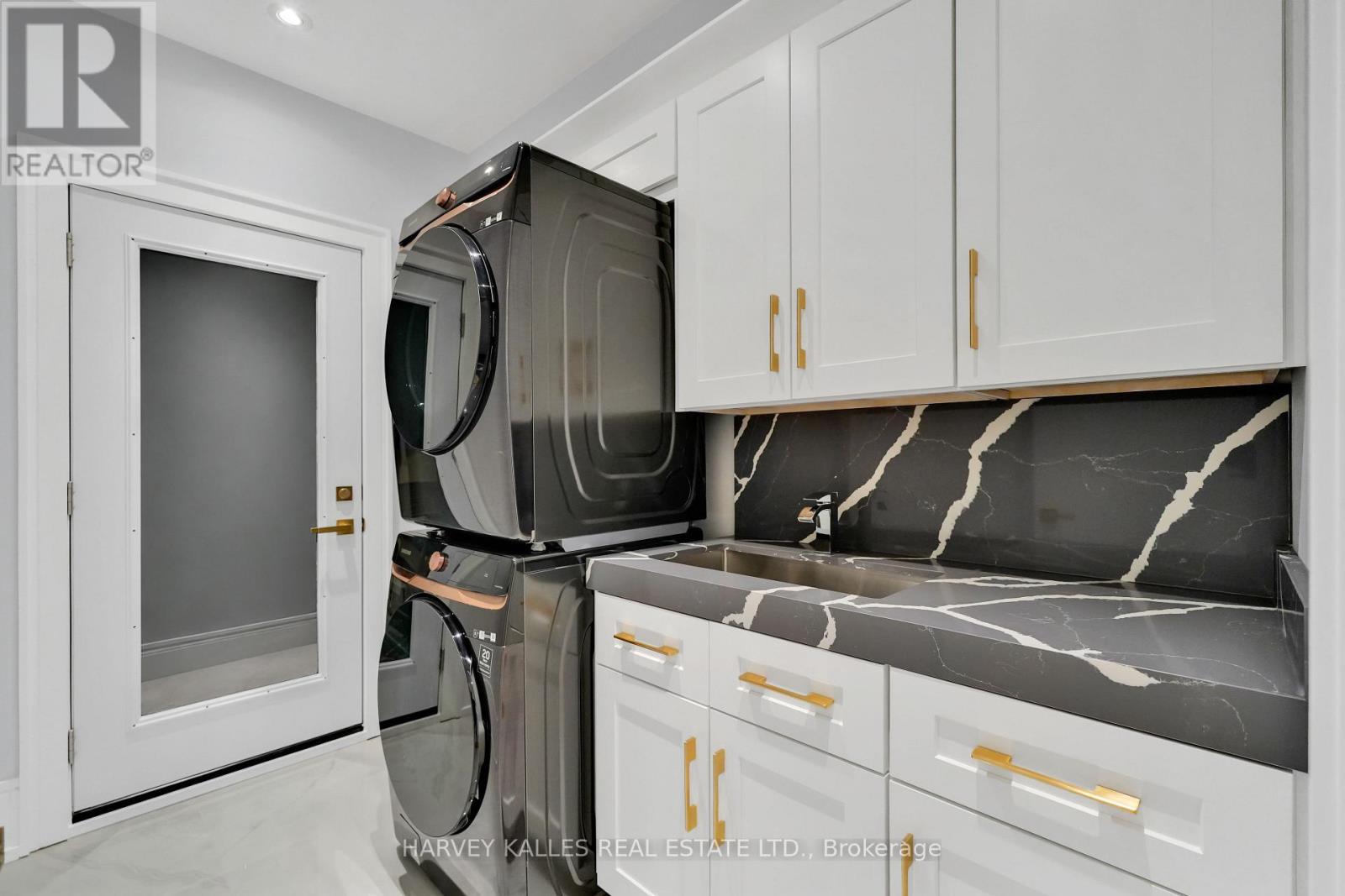 615 Briar Hill Avenue, Toronto, Ontario M5N 1N4 - Photo 36 - C13478402
