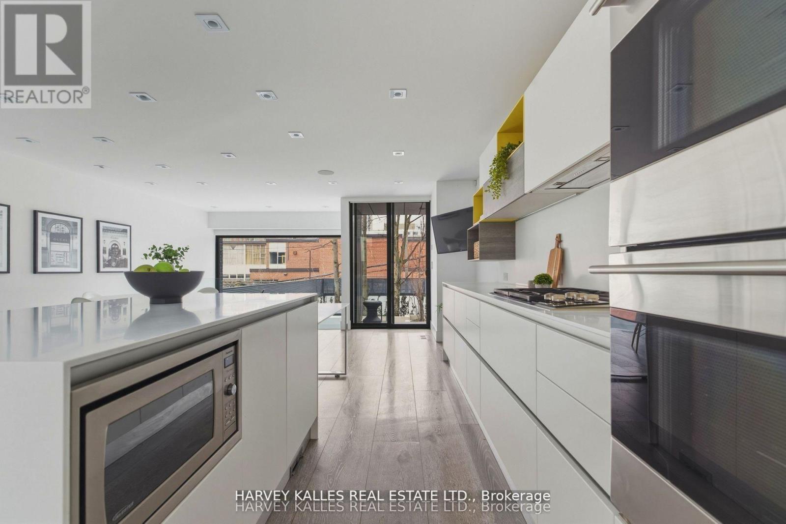 41 Berryman Street, Toronto, Ontario  M5R 1M7 - Photo 10 - C13480028