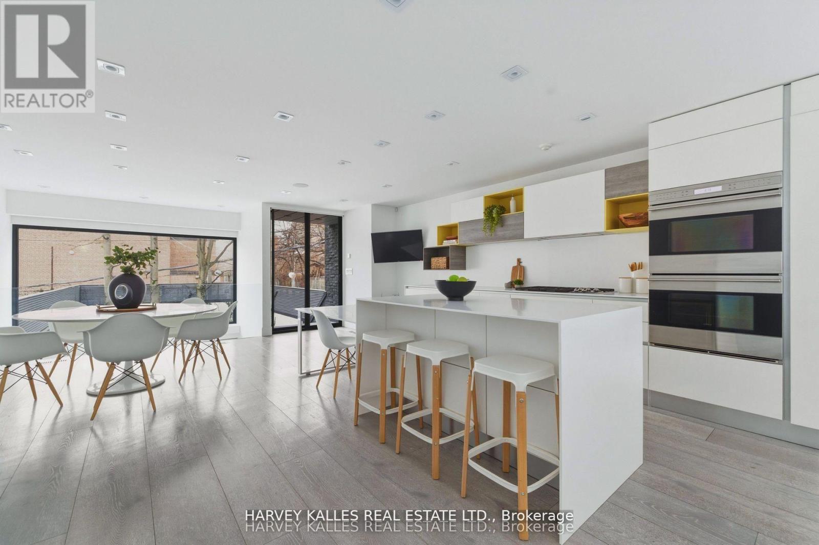 41 Berryman Street, Toronto, Ontario  M5R 1M7 - Photo 5 - C13480028