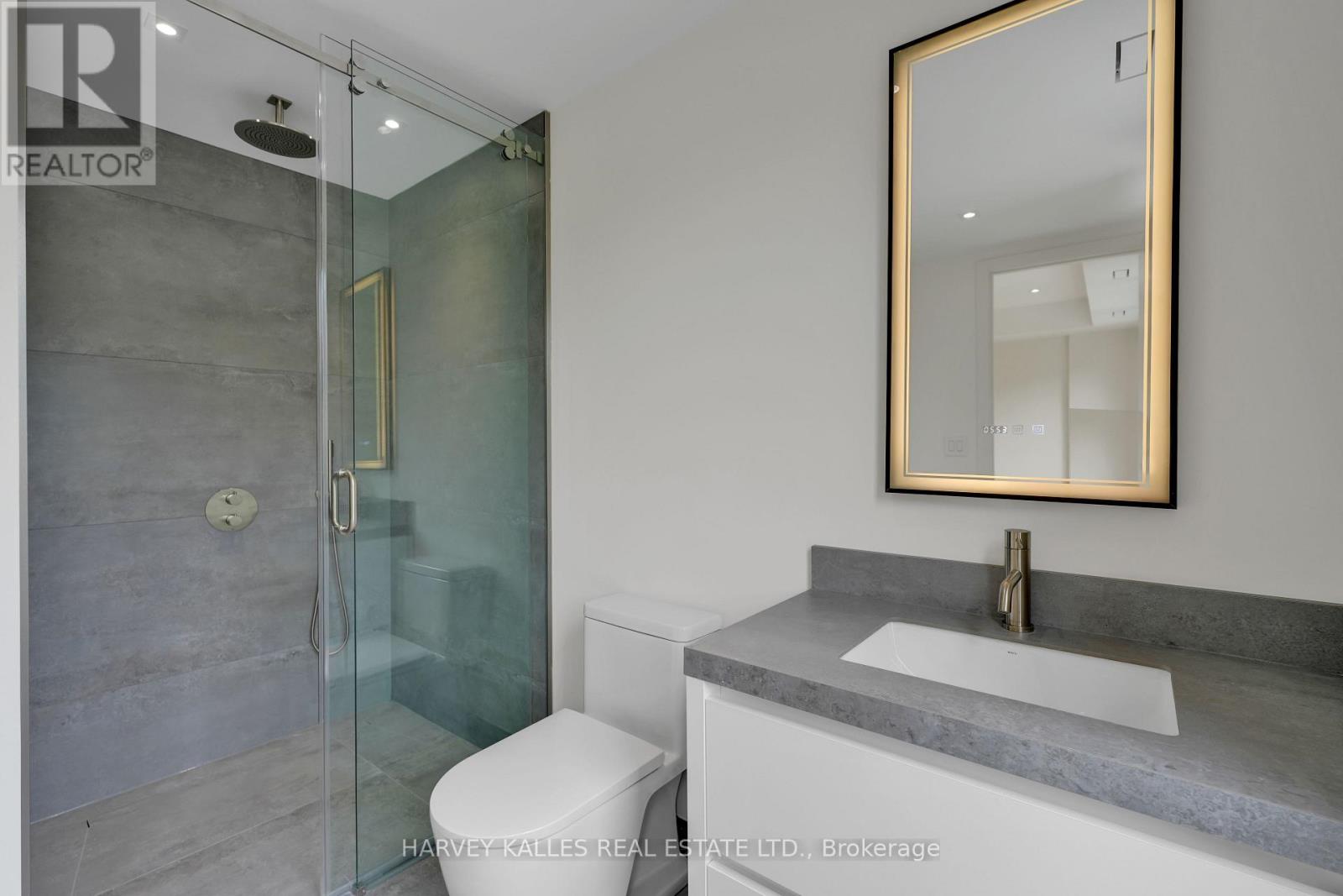 108 Heath Street W, Toronto, Ontario M4V 1T6 - Photo 23 - C13480092