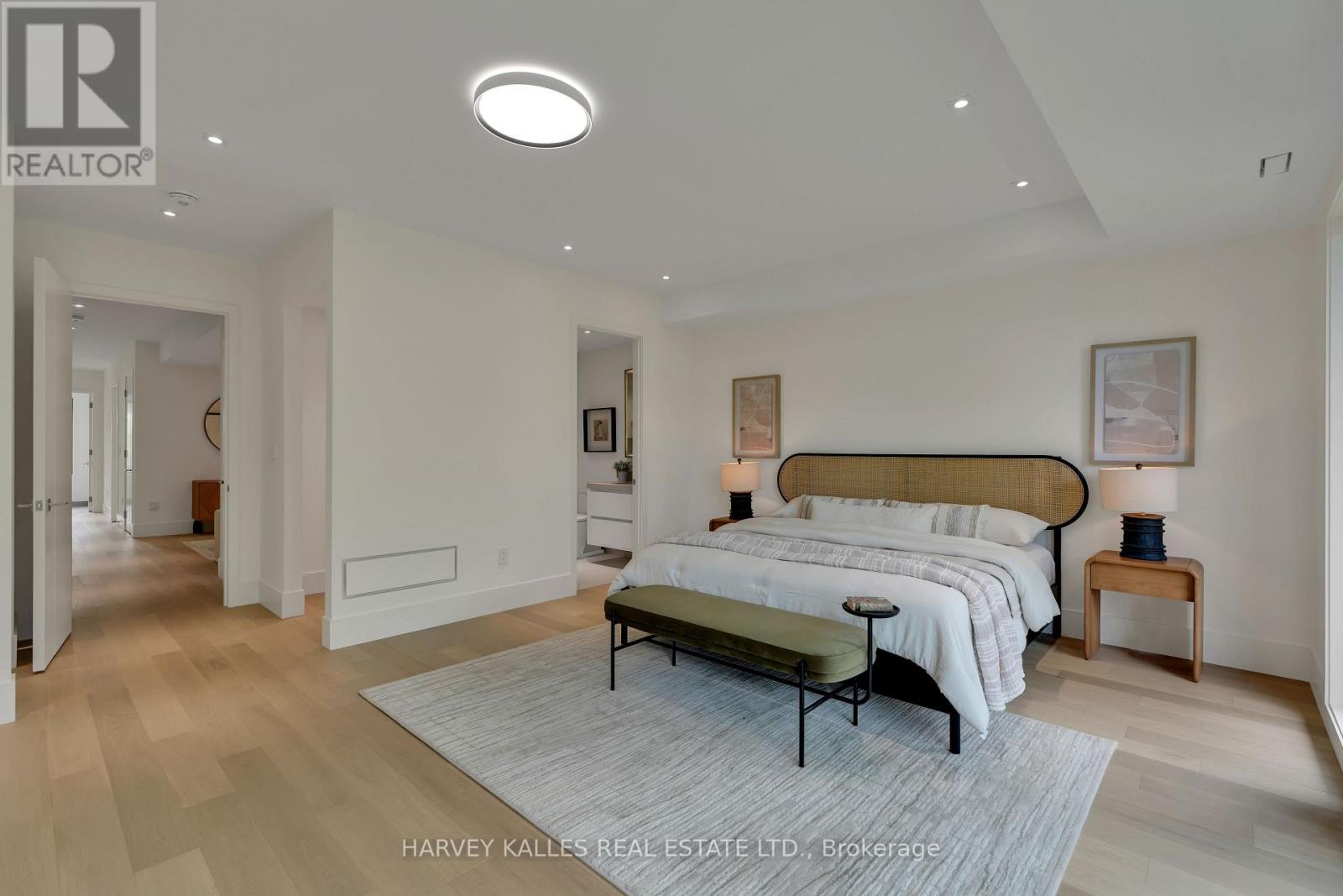 108 Heath Street W, Toronto, Ontario M4V 1T6 - Photo 26 - C13480092
