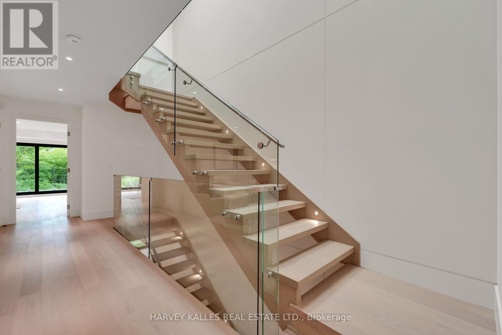 108 Heath Street W, Toronto, Ontario M4V 1T6 - Photo 28 - C13480092