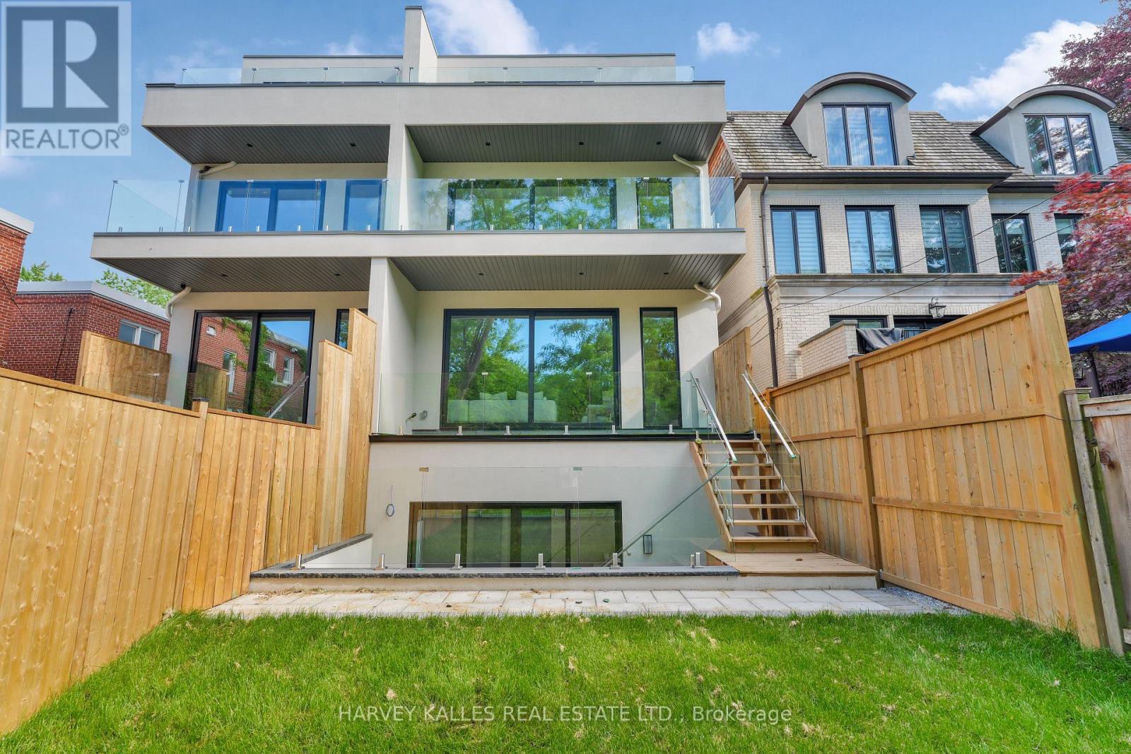 108 Heath Street W, Toronto, Ontario M4V 1T6 - Photo 46 - C13480092