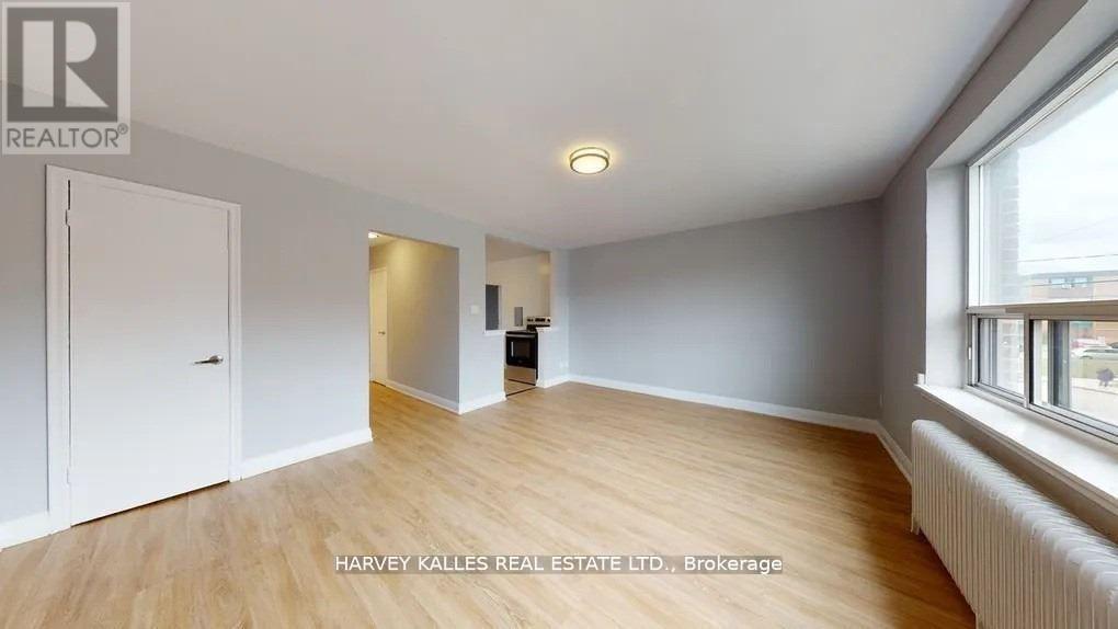 203 - 31 CLEARVIEW HEIGHTS, Toronto, Ontario