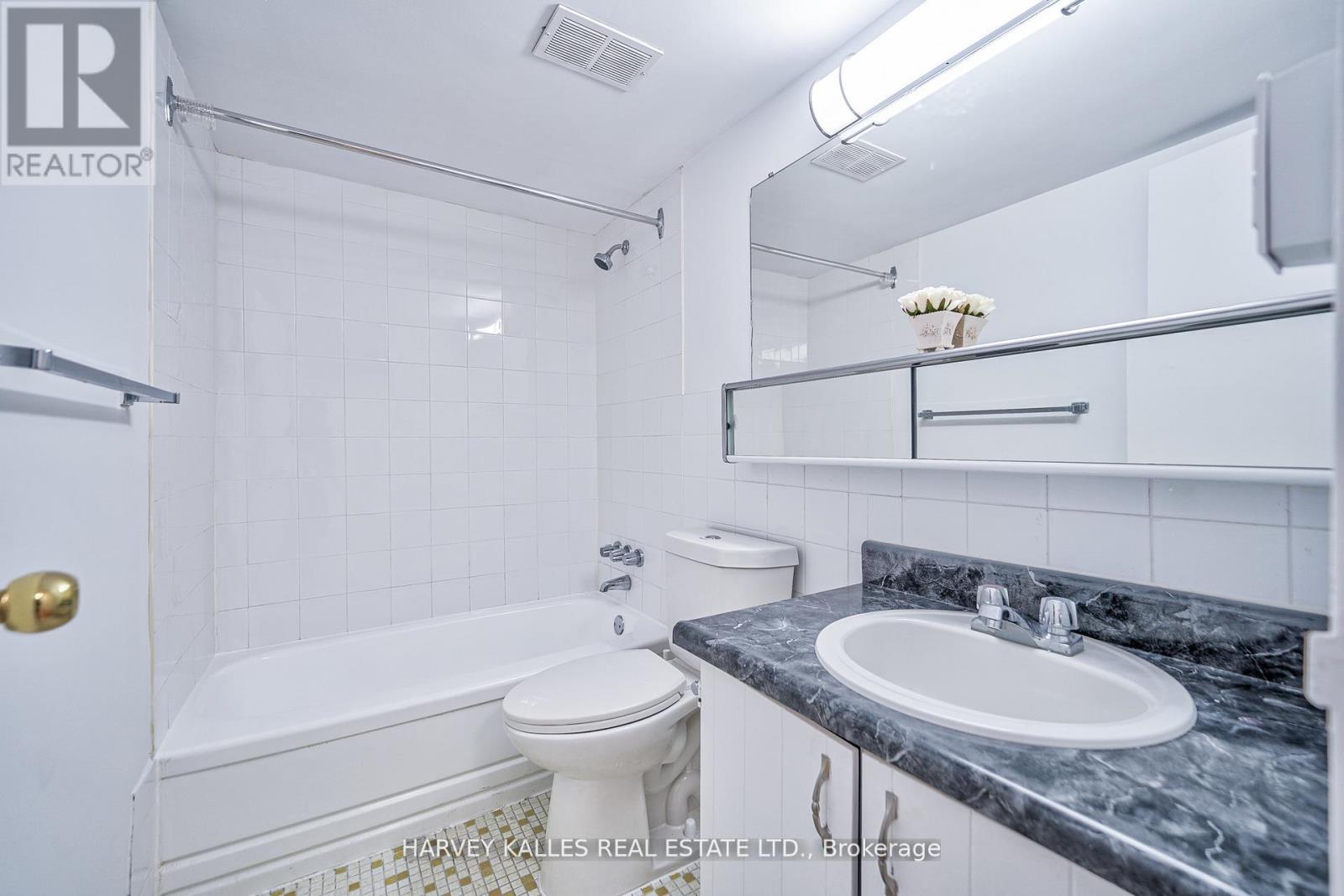 708 - 2000 Sheppard Avenue W, Toronto, Ontario  M3N 1A2 - Photo 22 - W13480610