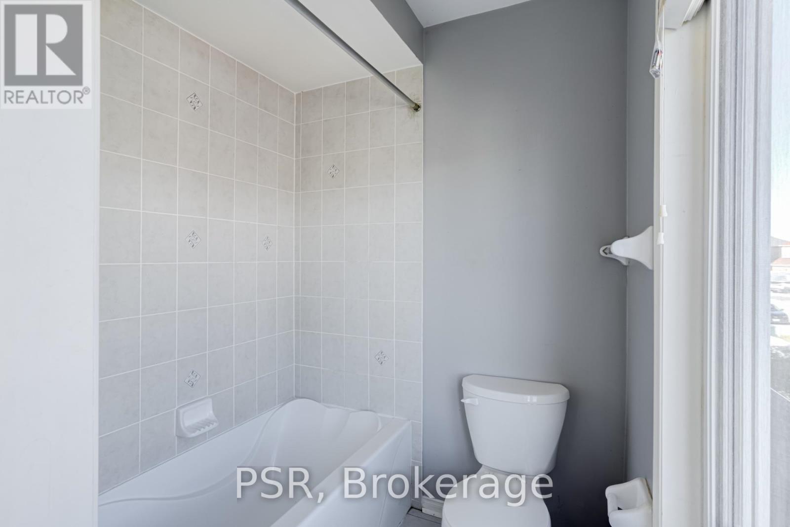 69 Orr Drive, Bradford West Gwillimbury, Ontario L3Z 0B9 - Photo 19 - N13485164