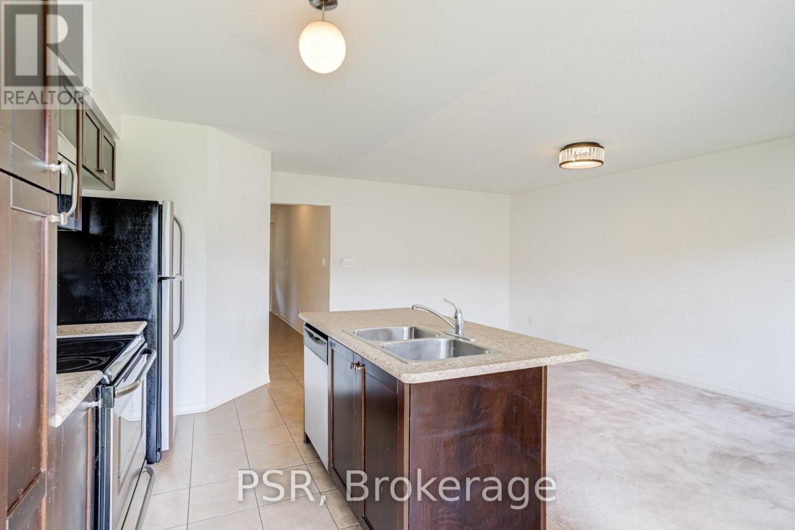 69 Orr Drive, Bradford West Gwillimbury, Ontario L3Z 0B9 - Photo 8 - N13485164
