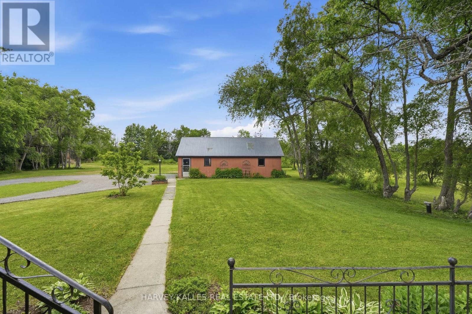511 County Road 8, Prince Edward County, Ontario K0K 2T0 - Photo 35 - X13488462