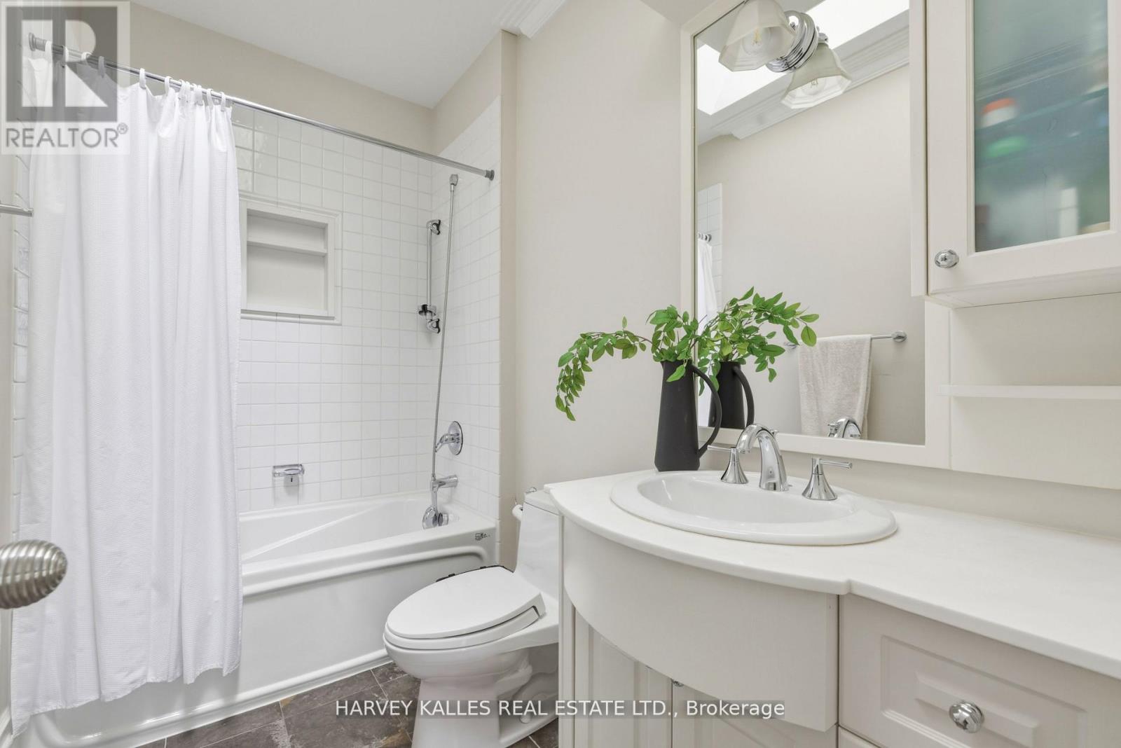 11 Doon Road, Toronto, Ontario M2L 1M1 - Photo 34 - C13490188