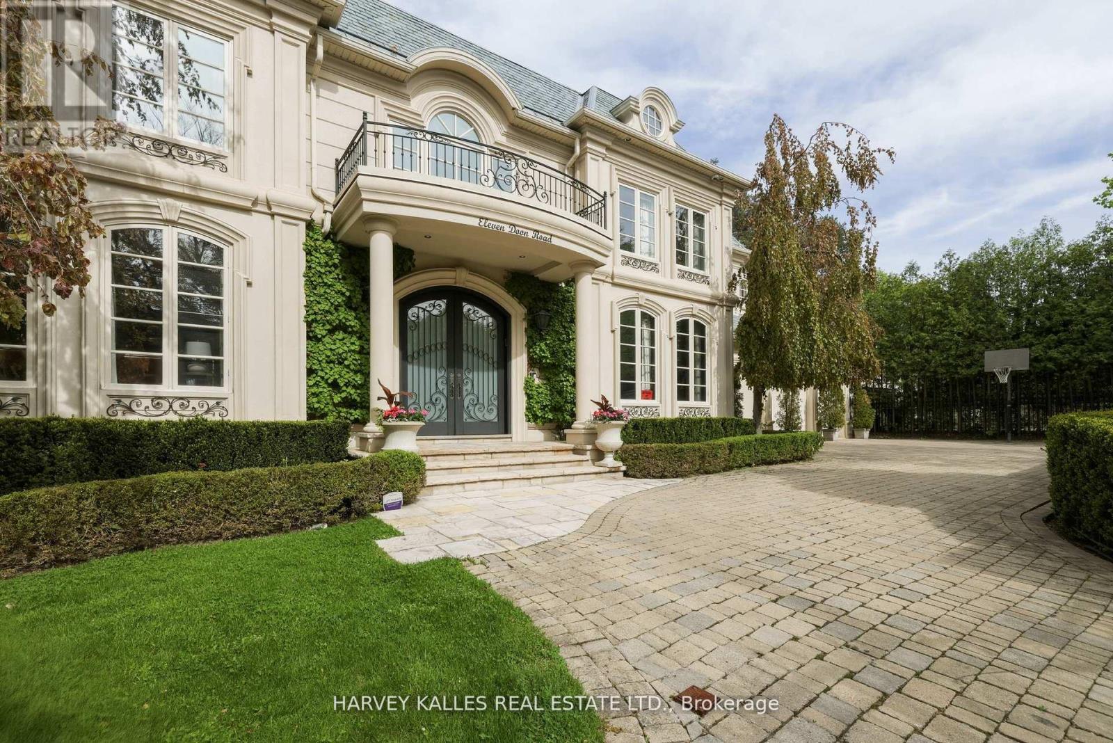 11 Doon Road, Toronto, Ontario M2L 1M1 - Photo 4 - C13490188