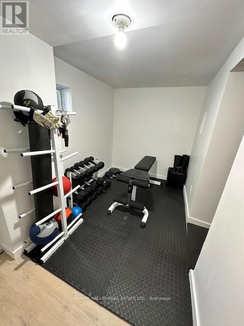 Lower - 115 Northcliffe Boulevard, Toronto, Ontario M6E 3K5 - Photo 12 - C13493998