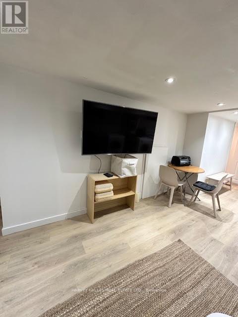 Lower - 115 Northcliffe Boulevard, Toronto, Ontario M6E 3K5 - Photo 5 - C13493998
