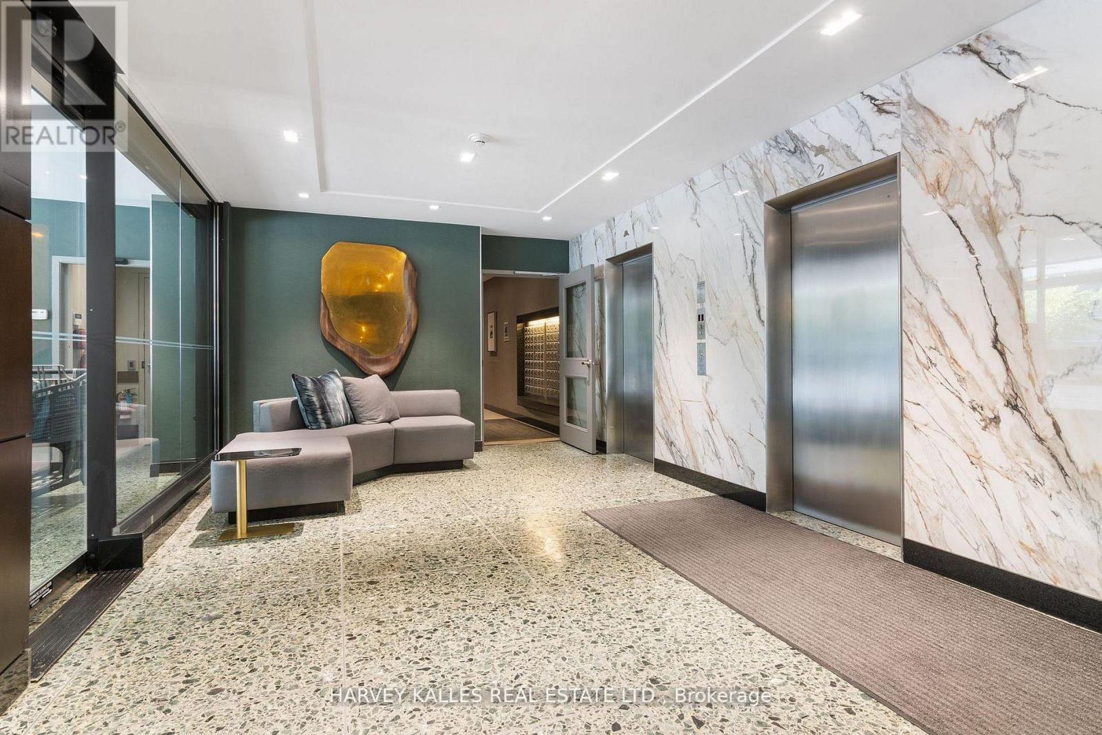 1201 - 500 Avenue Road, Toronto, Ontario M4V 2J6 - Photo 3 - C13494102
