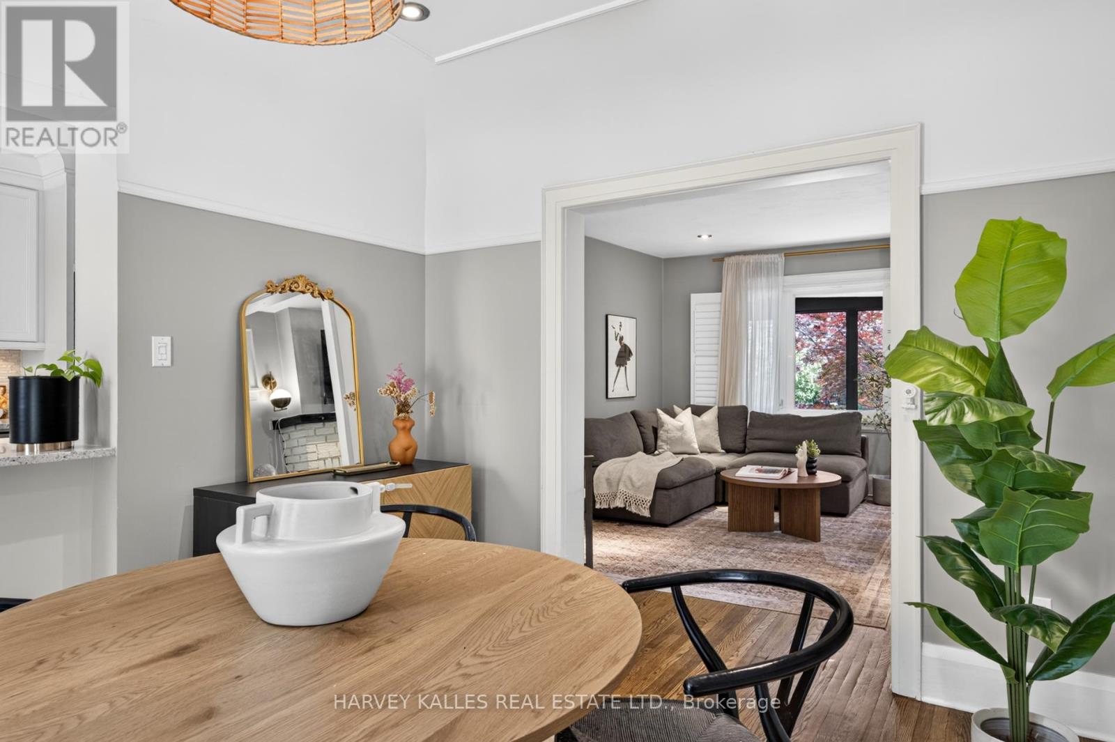 117 Dawes Road, Toronto, Ontario M4C 5B8 - Photo 11 - E13496548