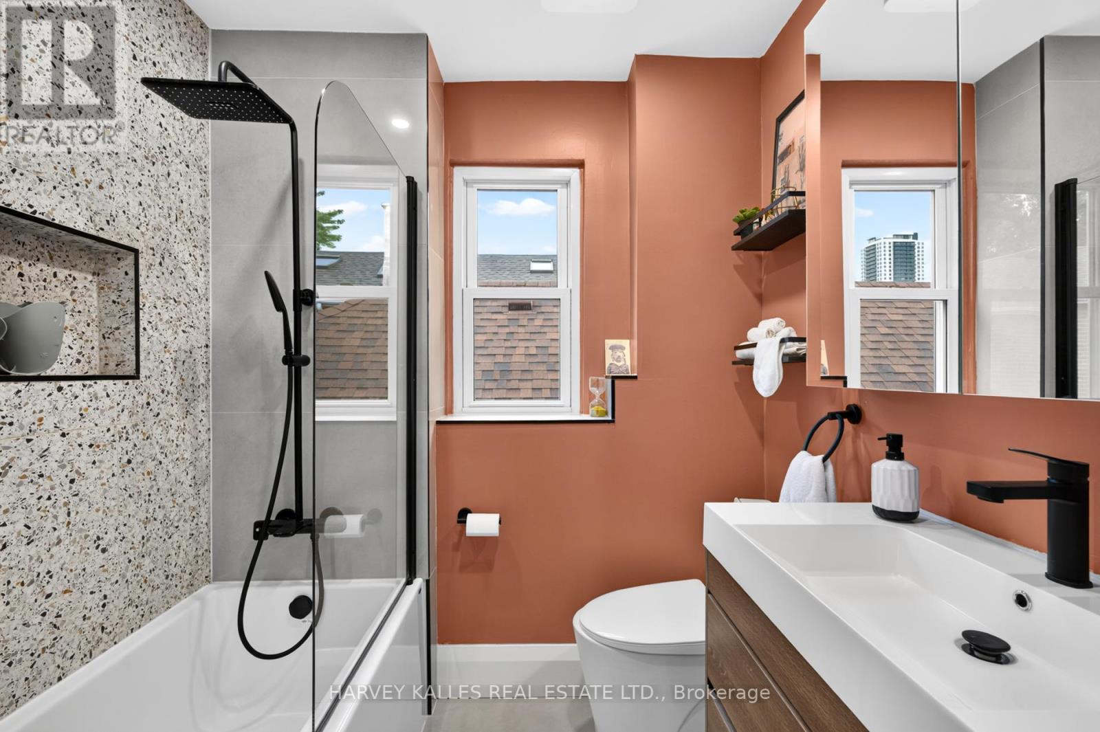 117 Dawes Road, Toronto, Ontario M4C 5B8 - Photo 21 - E13496548