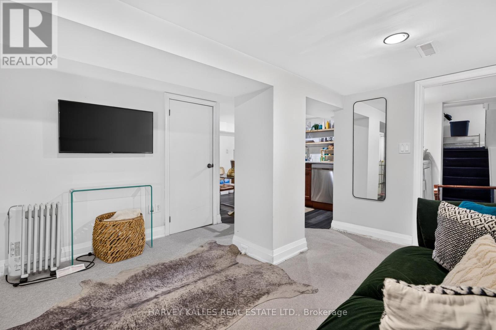 117 Dawes Road, Toronto, Ontario M4C 5B8 - Photo 24 - E13496548