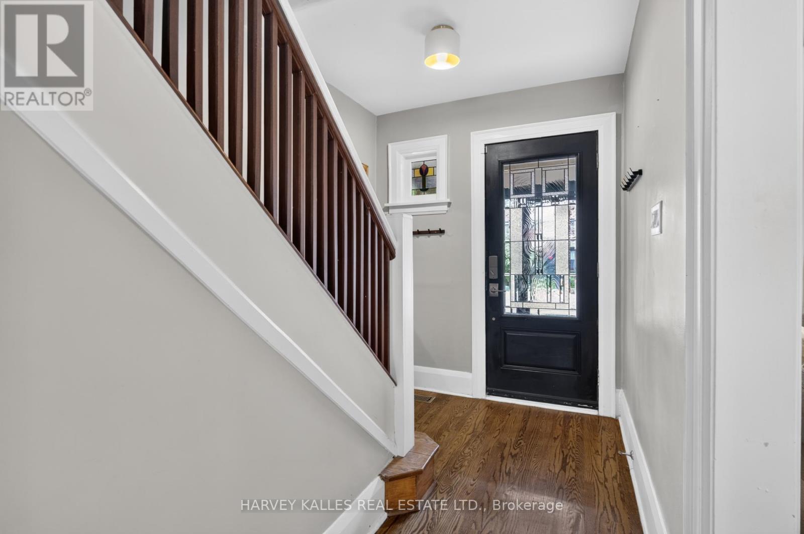 117 Dawes Road, Toronto, Ontario M4C 5B8 - Photo 4 - E13496548