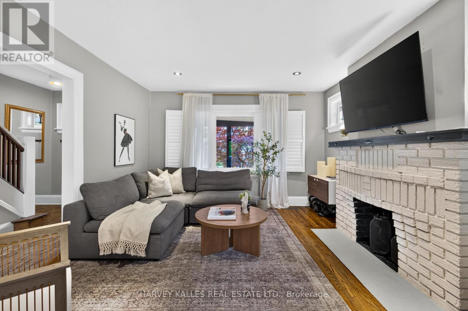 117 Dawes Road, Toronto, Ontario M4C 5B8 - Photo 6 - E13496548
