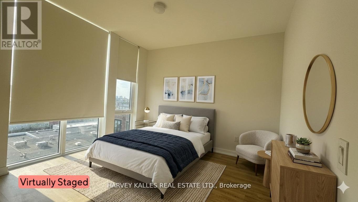 1001 - 2300 St Clair Avenue W, Toronto, Ontario  M6P 0B3 - Photo 15 - W13498810
