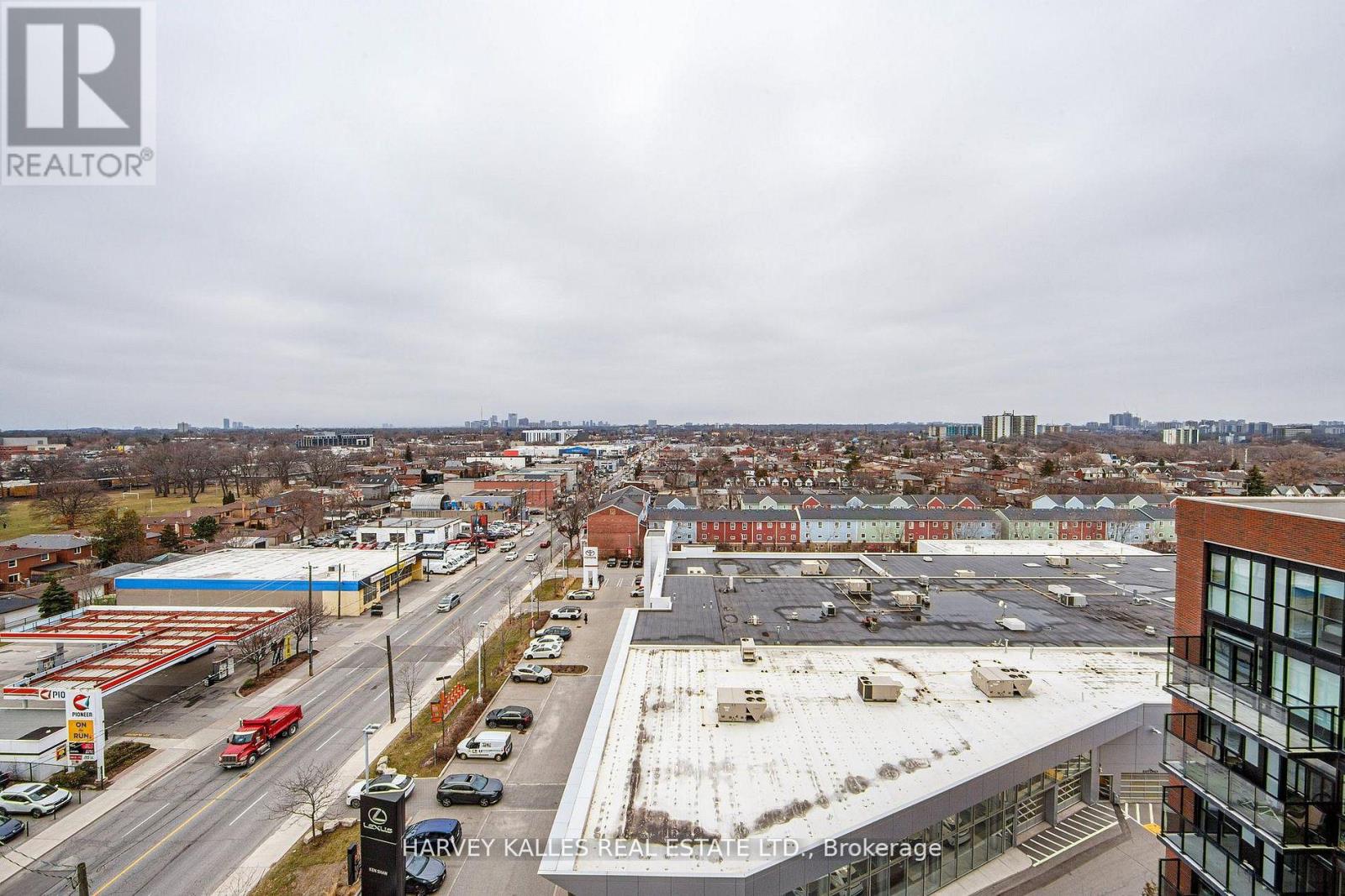 1001 - 2300 St Clair Avenue W, Toronto, Ontario  M6P 0B3 - Photo 20 - W13498810