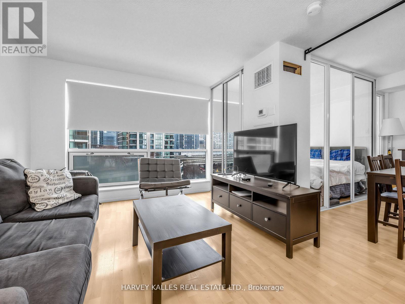 705 - 10 Yonge Street, Toronto, Ontario M5J 1R4 - Photo 19 - C13499794