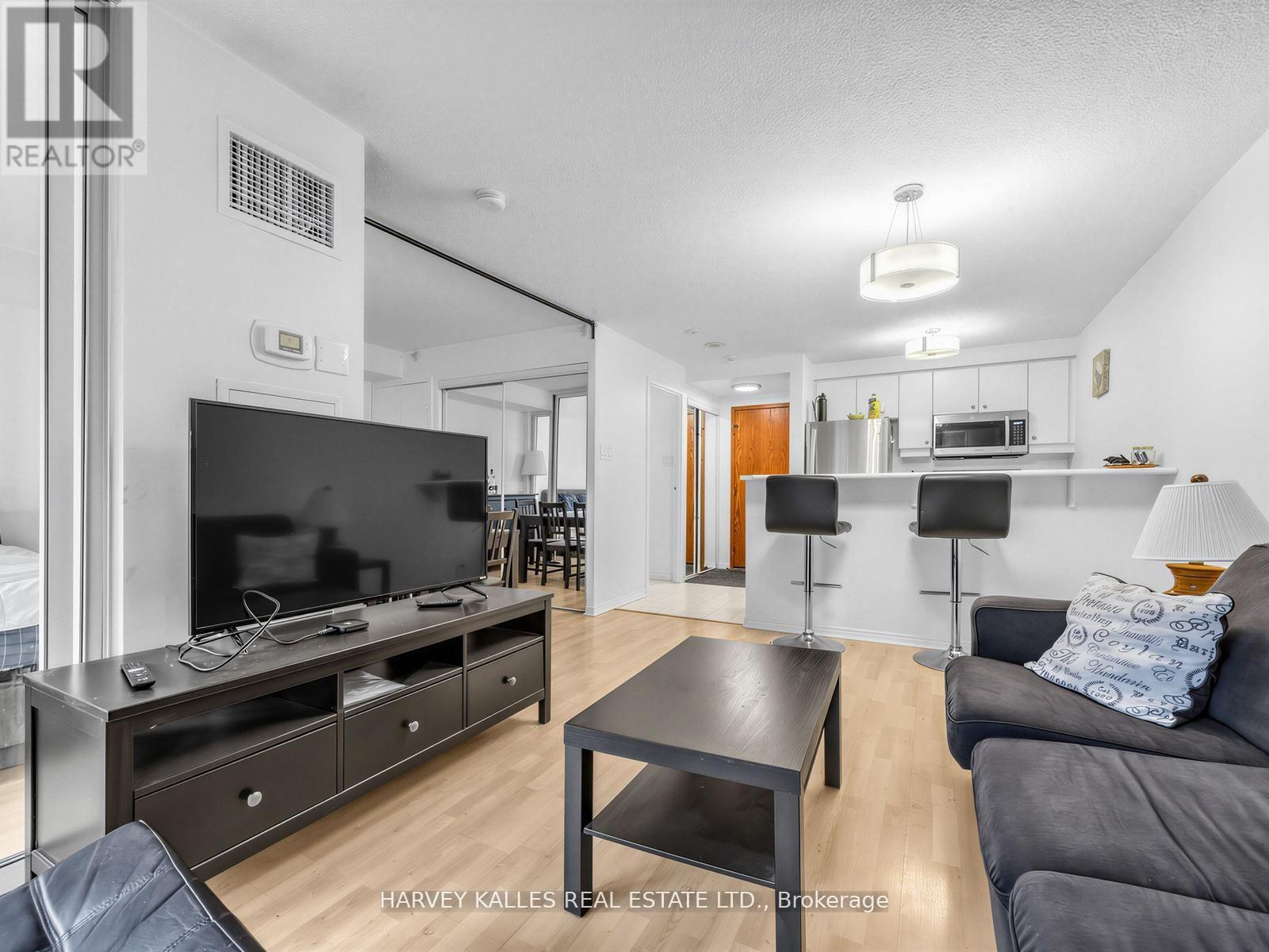 705 - 10 Yonge Street, Toronto, Ontario M5J 1R4 - Photo 21 - C13499794