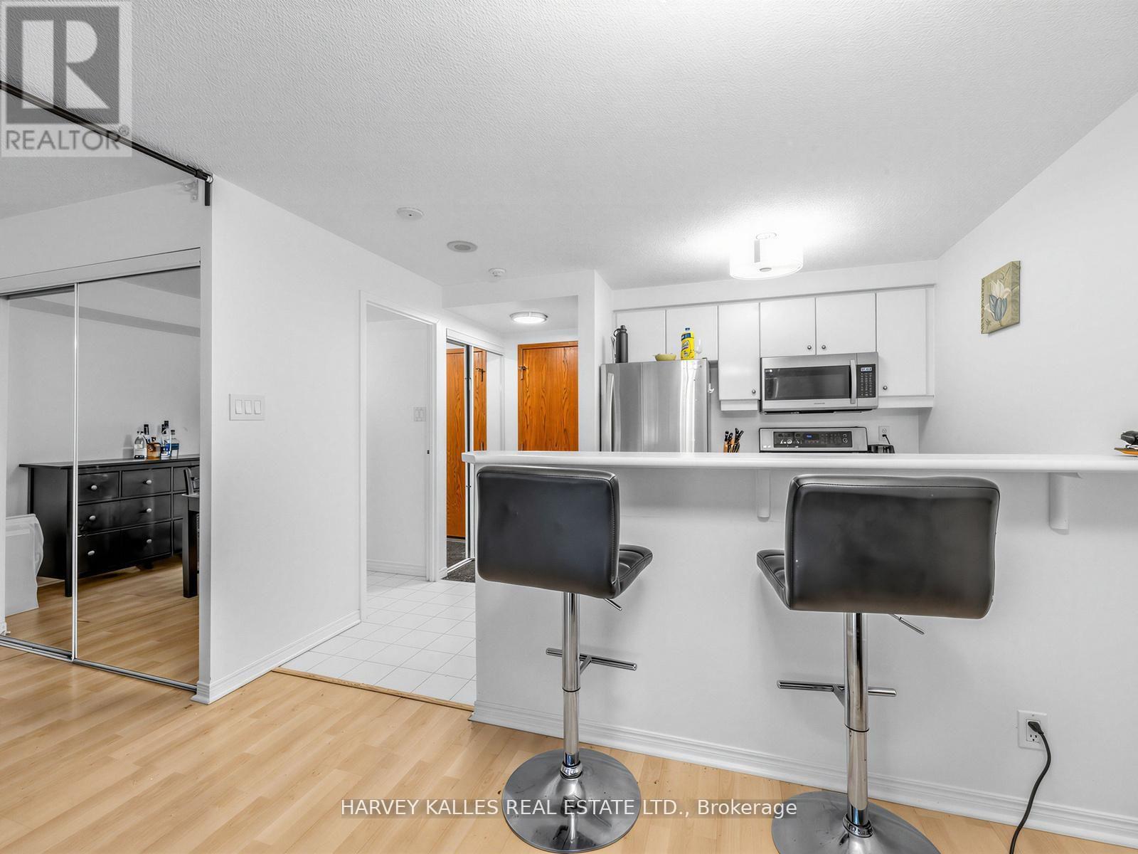705 - 10 Yonge Street, Toronto, Ontario M5J 1R4 - Photo 24 - C13499794