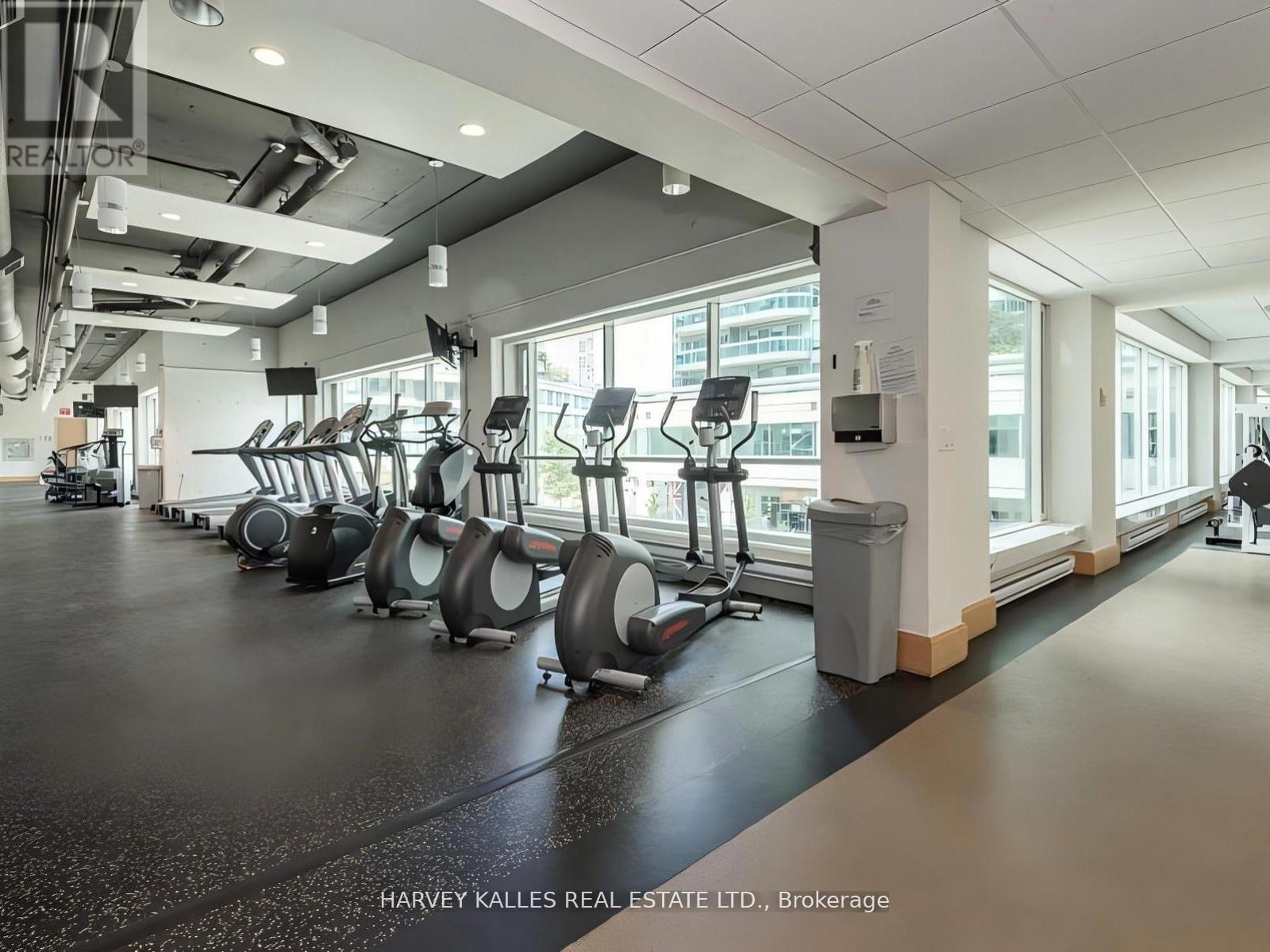 705 - 10 Yonge Street, Toronto, Ontario M5J 1R4 - Photo 32 - C13499794