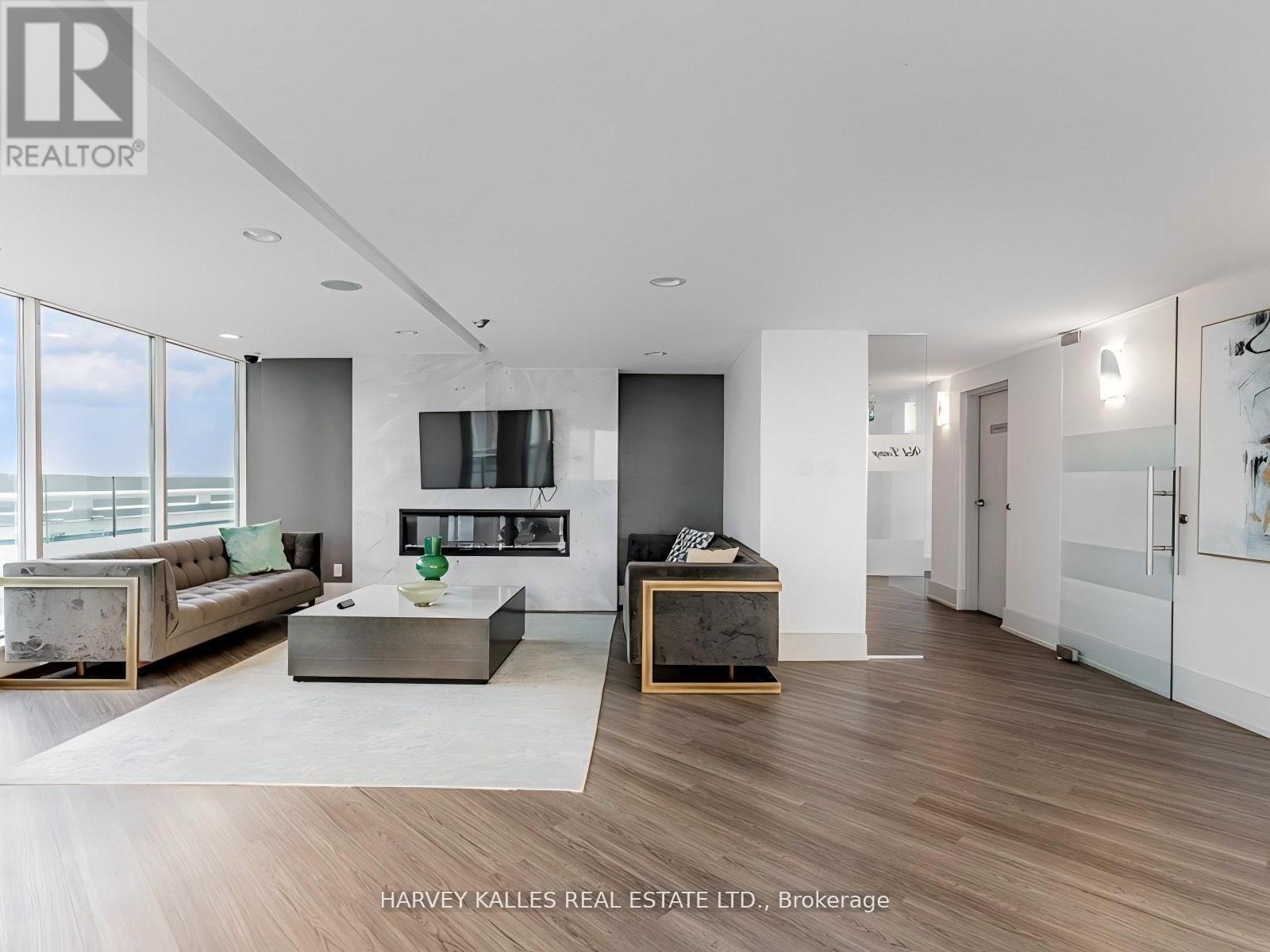 705 - 10 Yonge Street, Toronto, Ontario M5J 1R4 - Photo 38 - C13499794