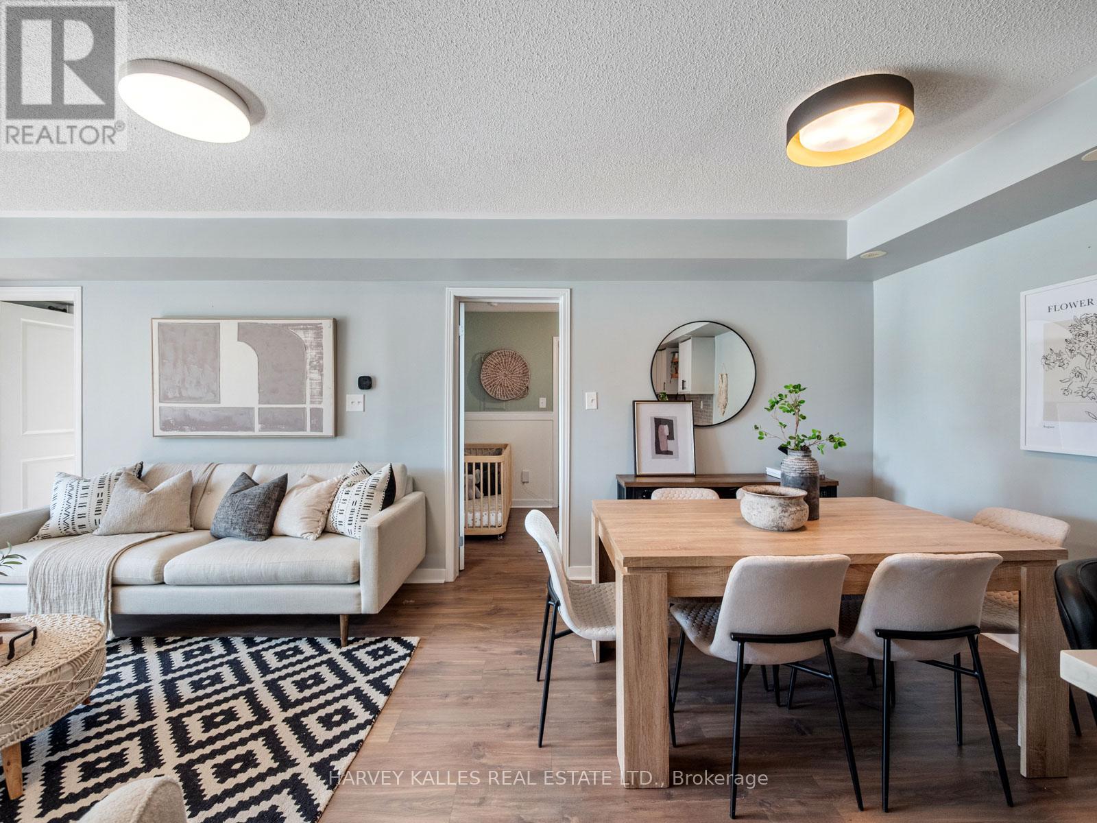 59 Carroll Street, Toronto, Ontario  M4M 3G2 - Photo 11 - E13504774