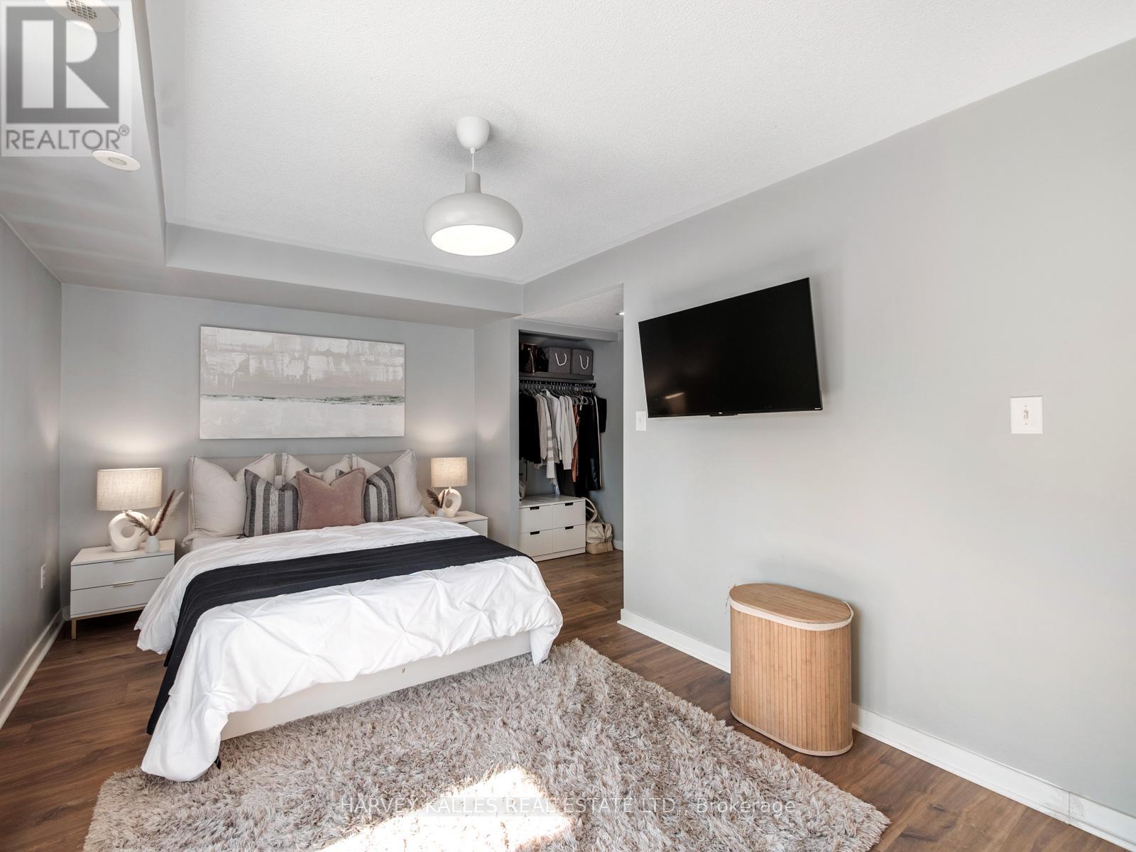 59 Carroll Street, Toronto, Ontario  M4M 3G2 - Photo 33 - E13504774