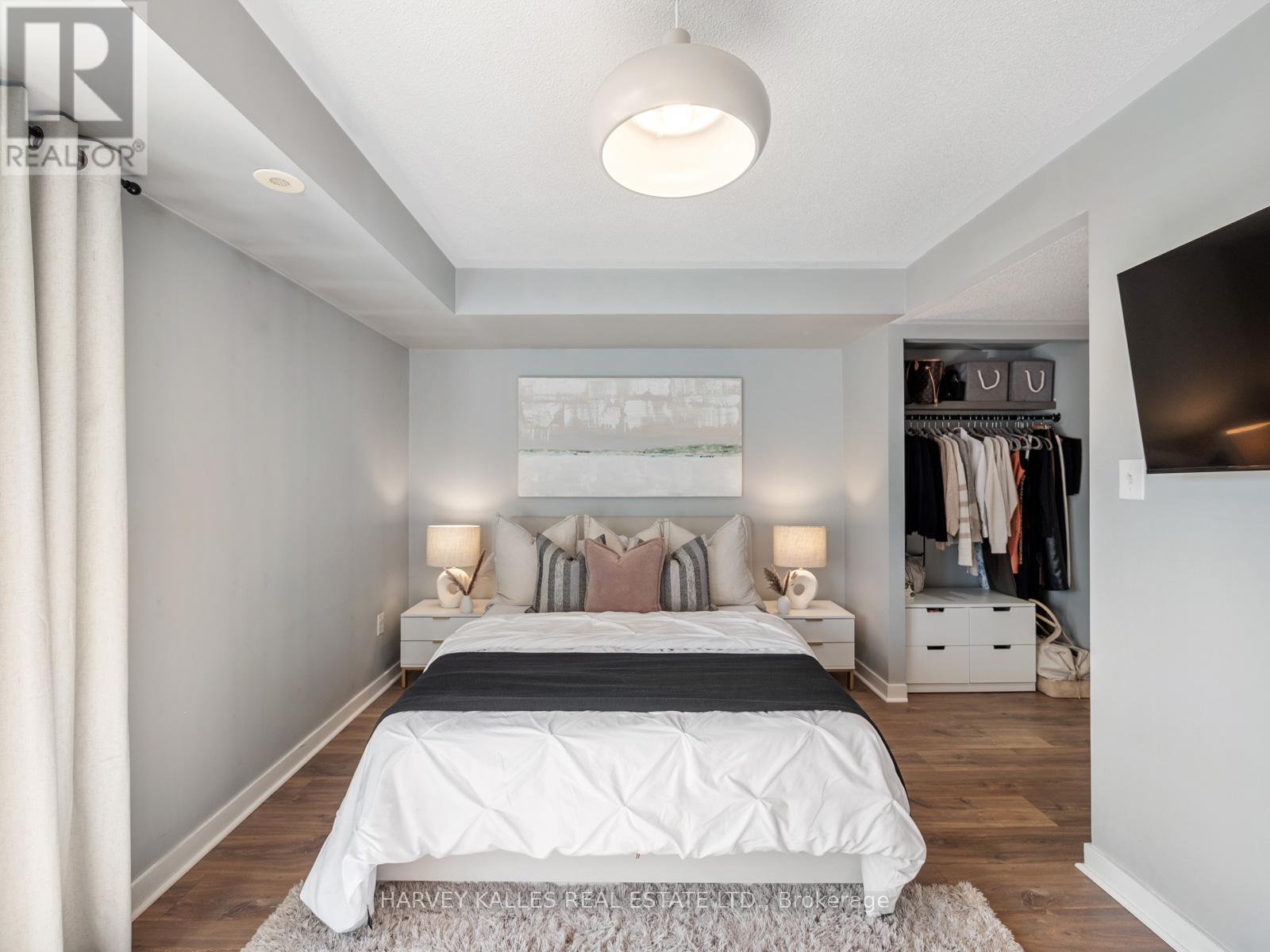 59 Carroll Street, Toronto, Ontario  M4M 3G2 - Photo 34 - E13504774