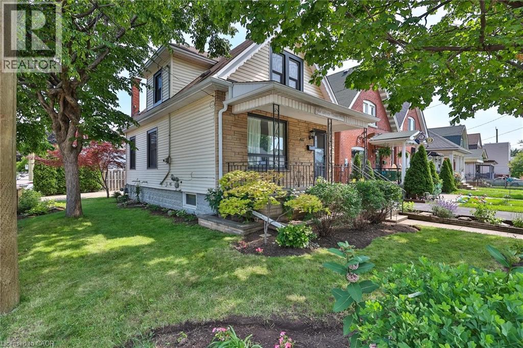 487 Dunsmure Road, Hamilton, Ontario L8H 1G8 - Photo 2 - 40844294