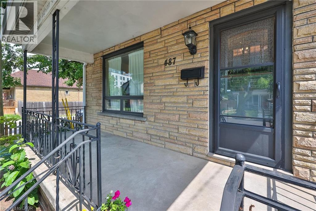 487 Dunsmure Road, Hamilton, Ontario L8H 1G8 - Photo 3 - 40844294
