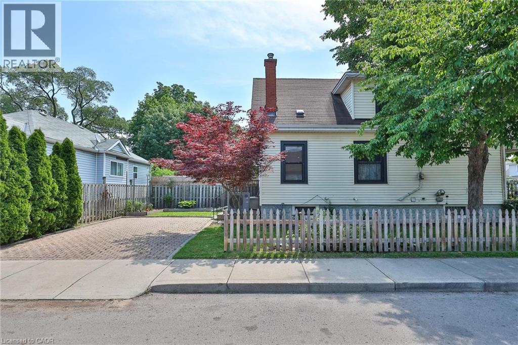 487 Dunsmure Road, Hamilton, Ontario L8H 1G8 - Photo 5 - 40844294