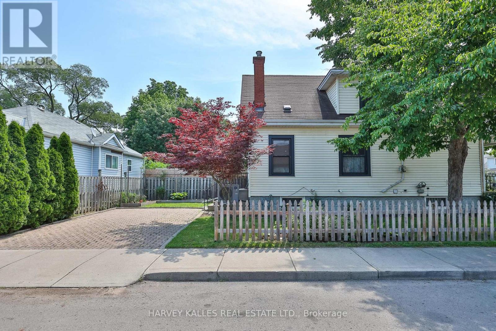 487 Dunsmure Road, Hamilton, Ontario L8H 1G8 - Photo 5 - X13509322