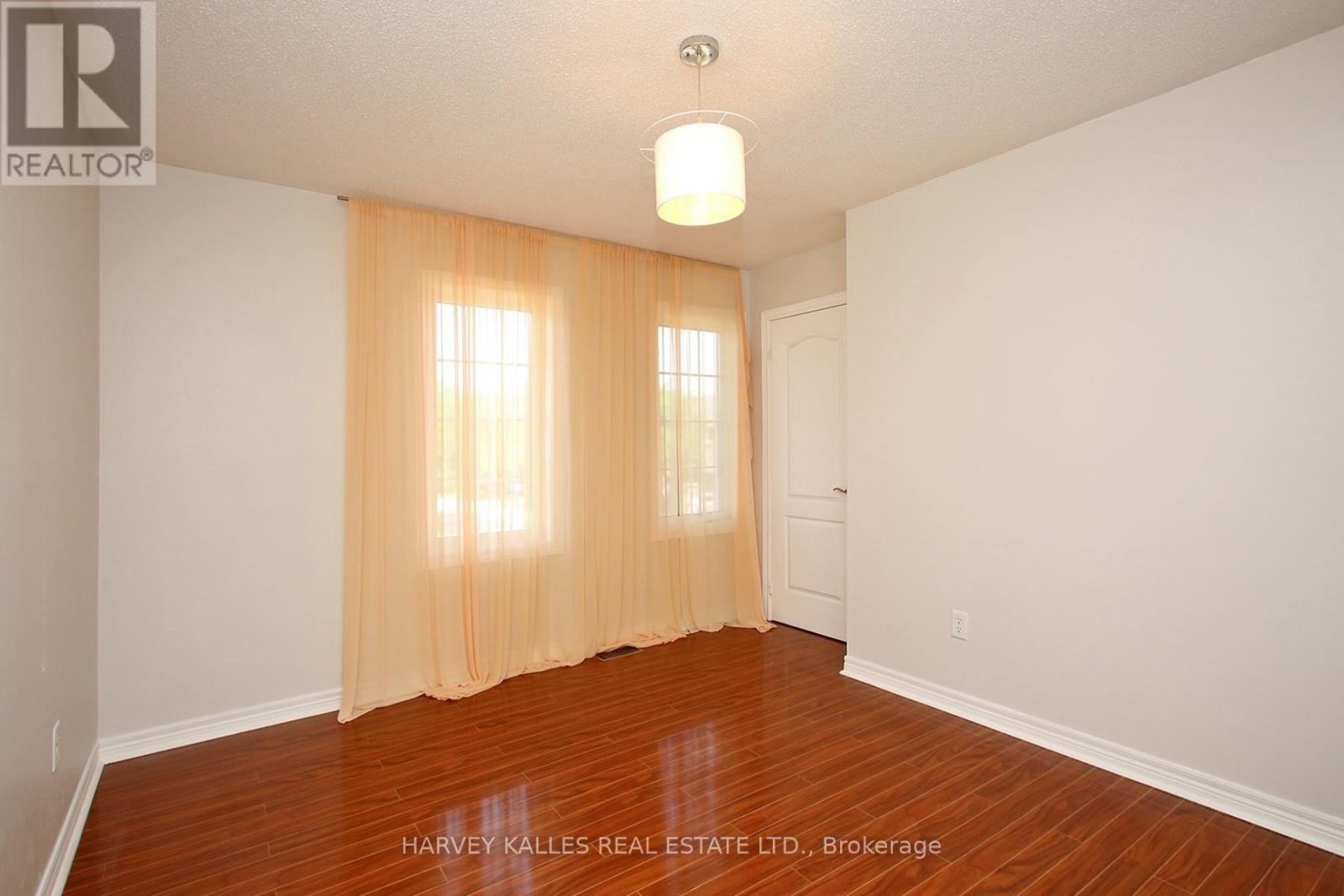 71 Mcnally Way, Aurora, Ontario L4G 7V2 - Photo 20 - N13511226