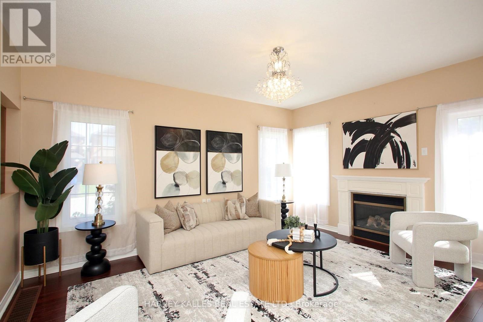 71 Mcnally Way, Aurora, Ontario L4G 7V2 - Photo 7 - N13511226