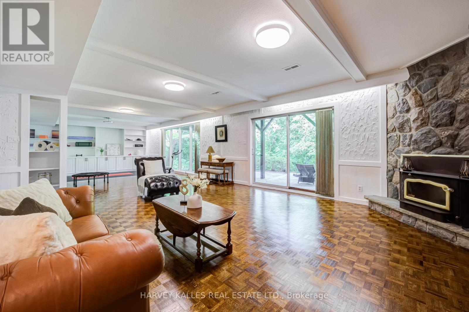 19 Ridgegate Crescent, Toronto, Ontario M8Y 2C9 - Photo 33 - W13516426