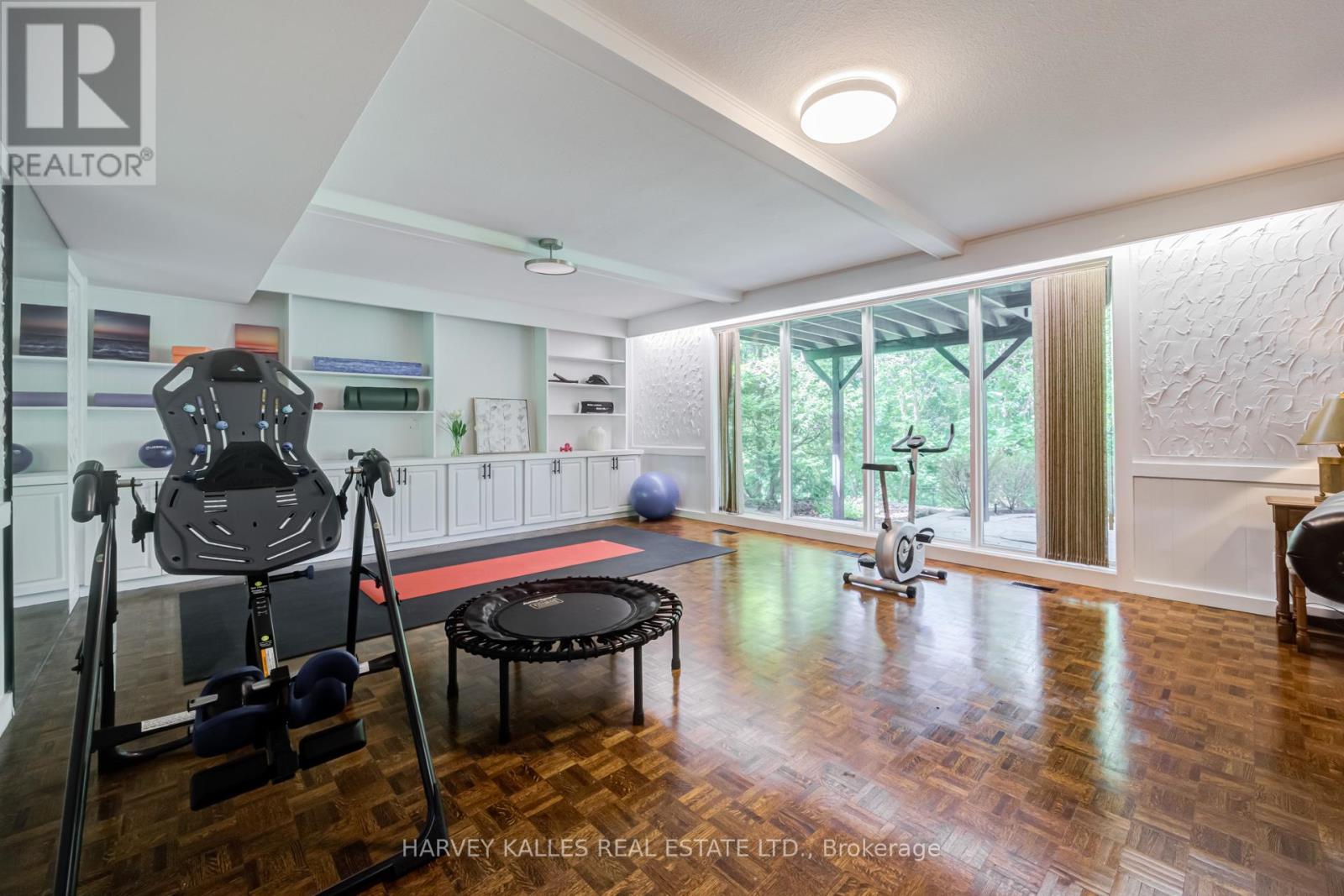 19 Ridgegate Crescent, Toronto, Ontario M8Y 2C9 - Photo 34 - W13516426
