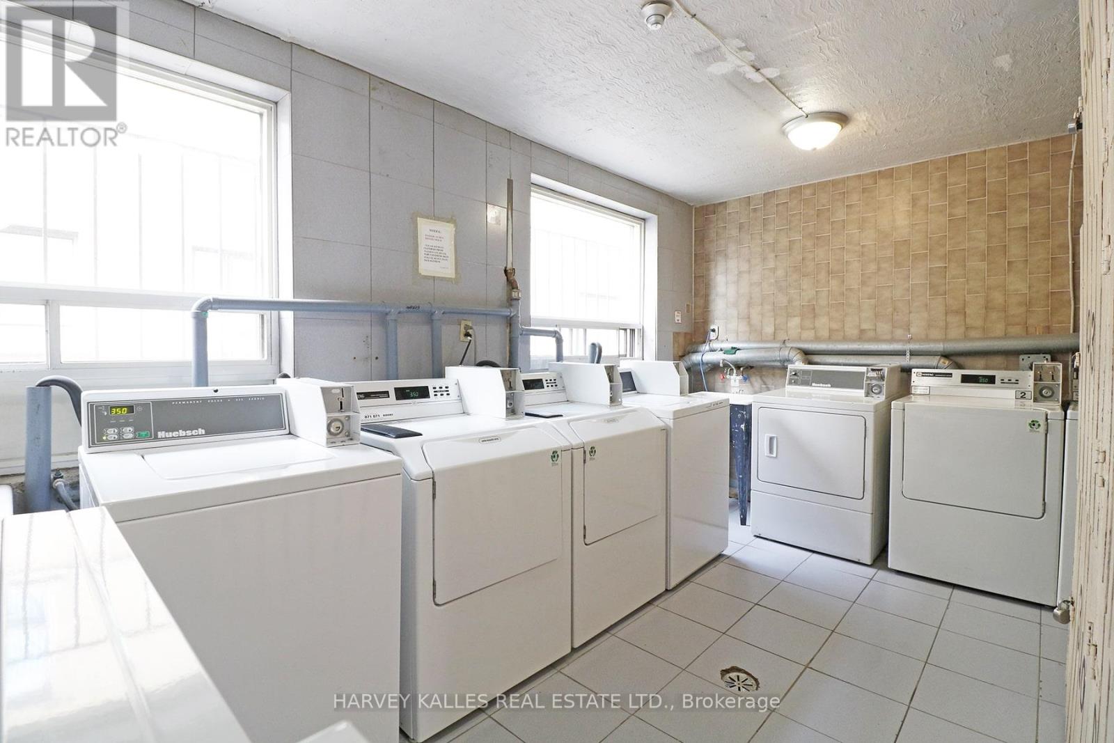 102 - 500 Gilbert Avenue, Toronto, Ontario M6E 4X5 - Photo 13 - W13522894