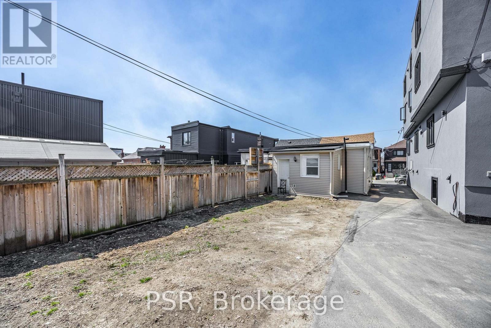 285 Robina Avenue, Toronto, Ontario M6C 3Y9 - Photo 13 - C13522924