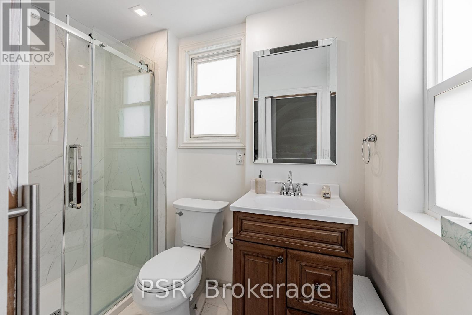 285 Robina Avenue, Toronto, Ontario M6C 3Y9 - Photo 9 - C13522924