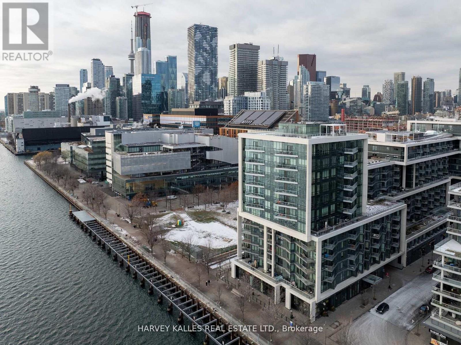 926 - 55 MERCHANTS' WHARF, Toronto, Ontario