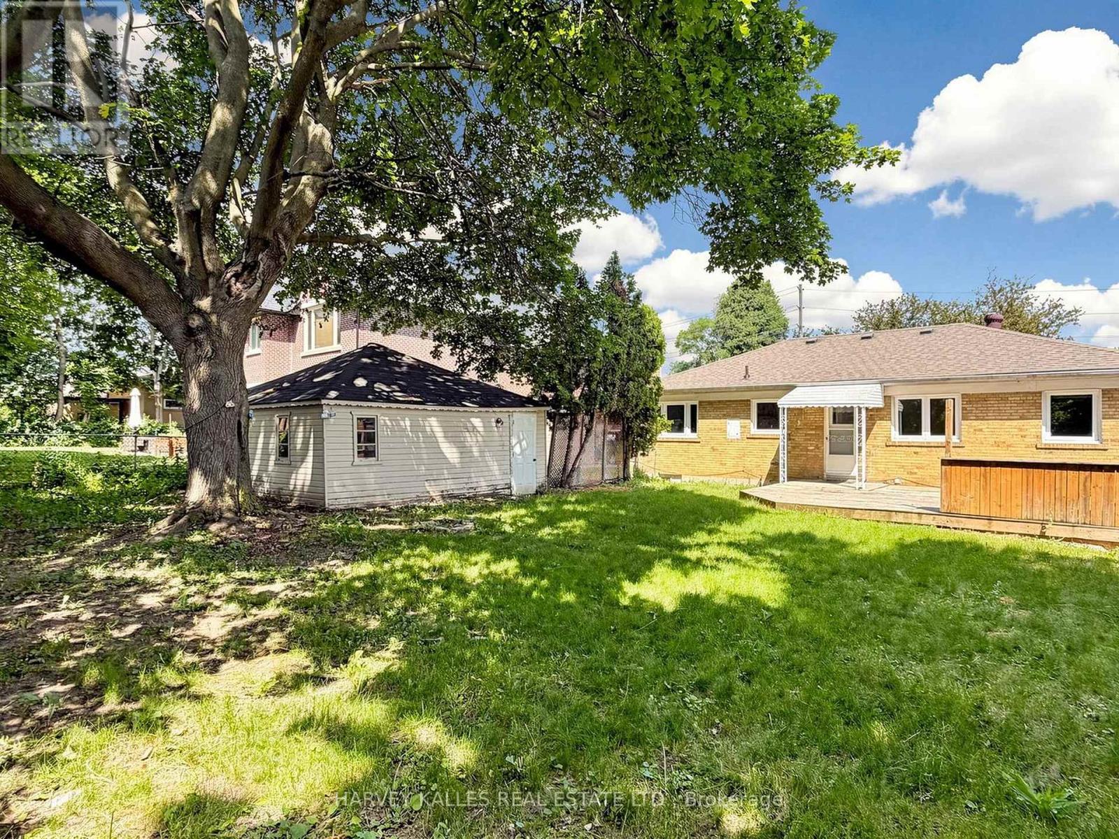 87 Combe Avenue, Toronto, Ontario M3H 4J6 - Photo 34 - C13523354